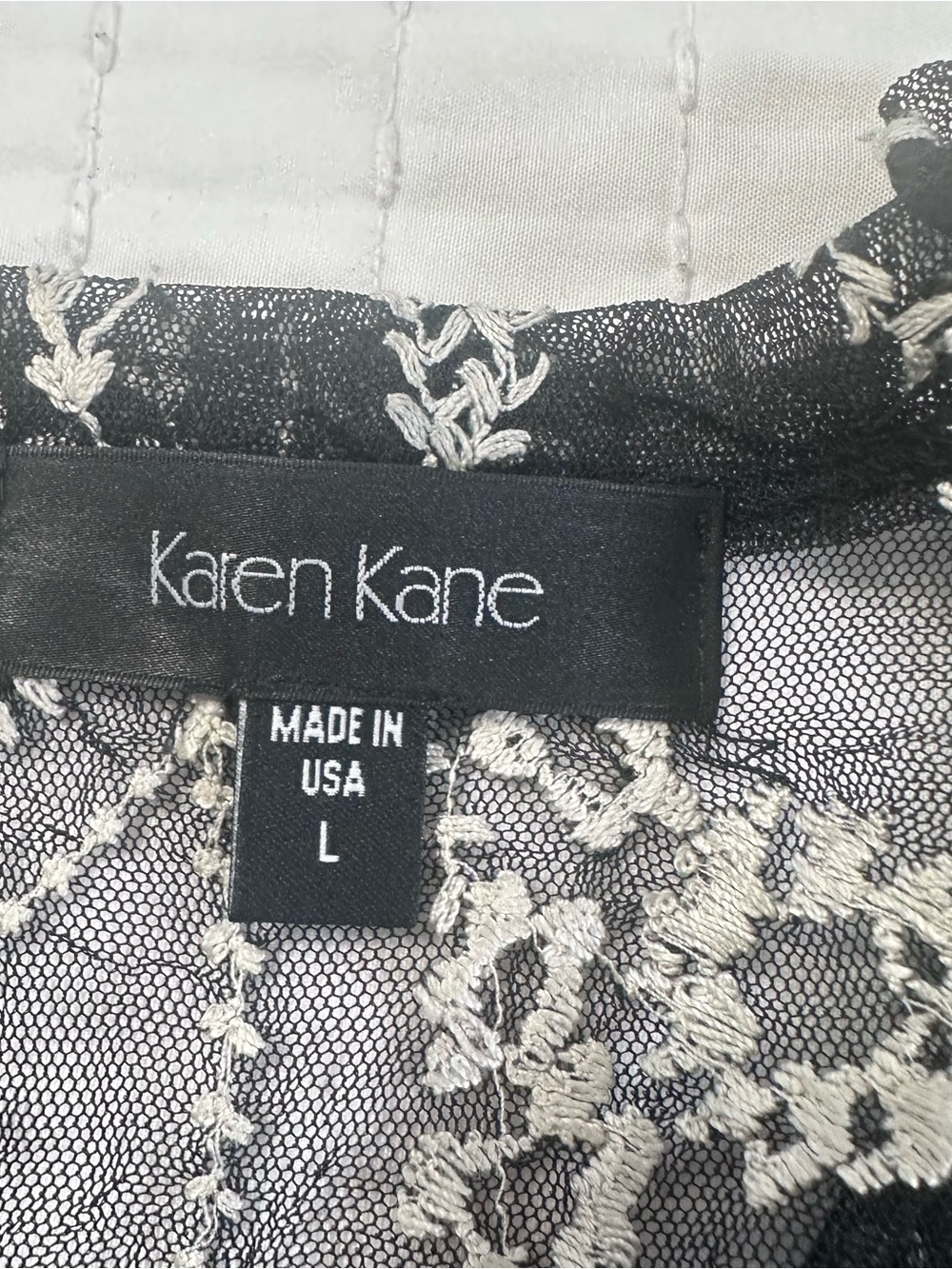 Karen Kane Women’s L Sheer Mesh Black/Cream Embroidered Short Sleeve Top Boho - Picture 8 of 11